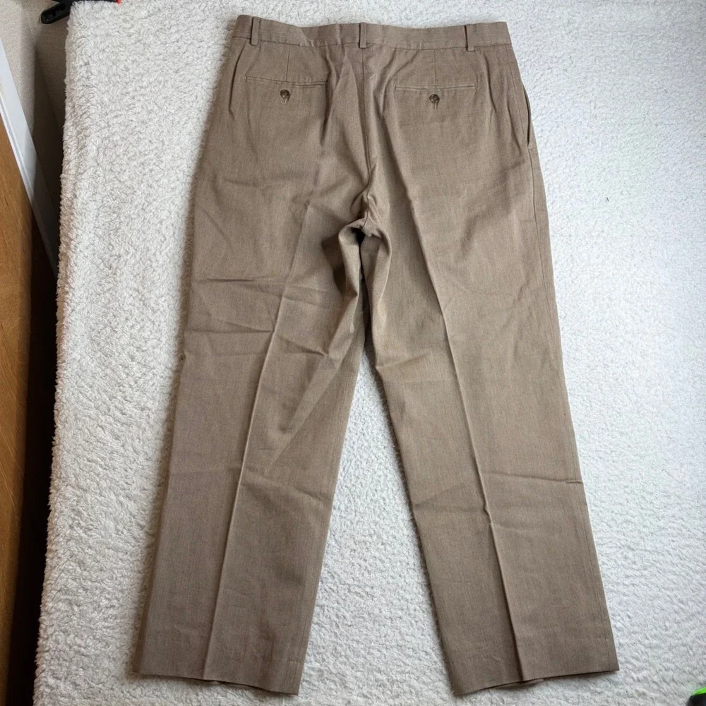 J.Crew Mens 35x32( 35x28) Pleated Herringbone Cotton dress Pants Tan hong kong